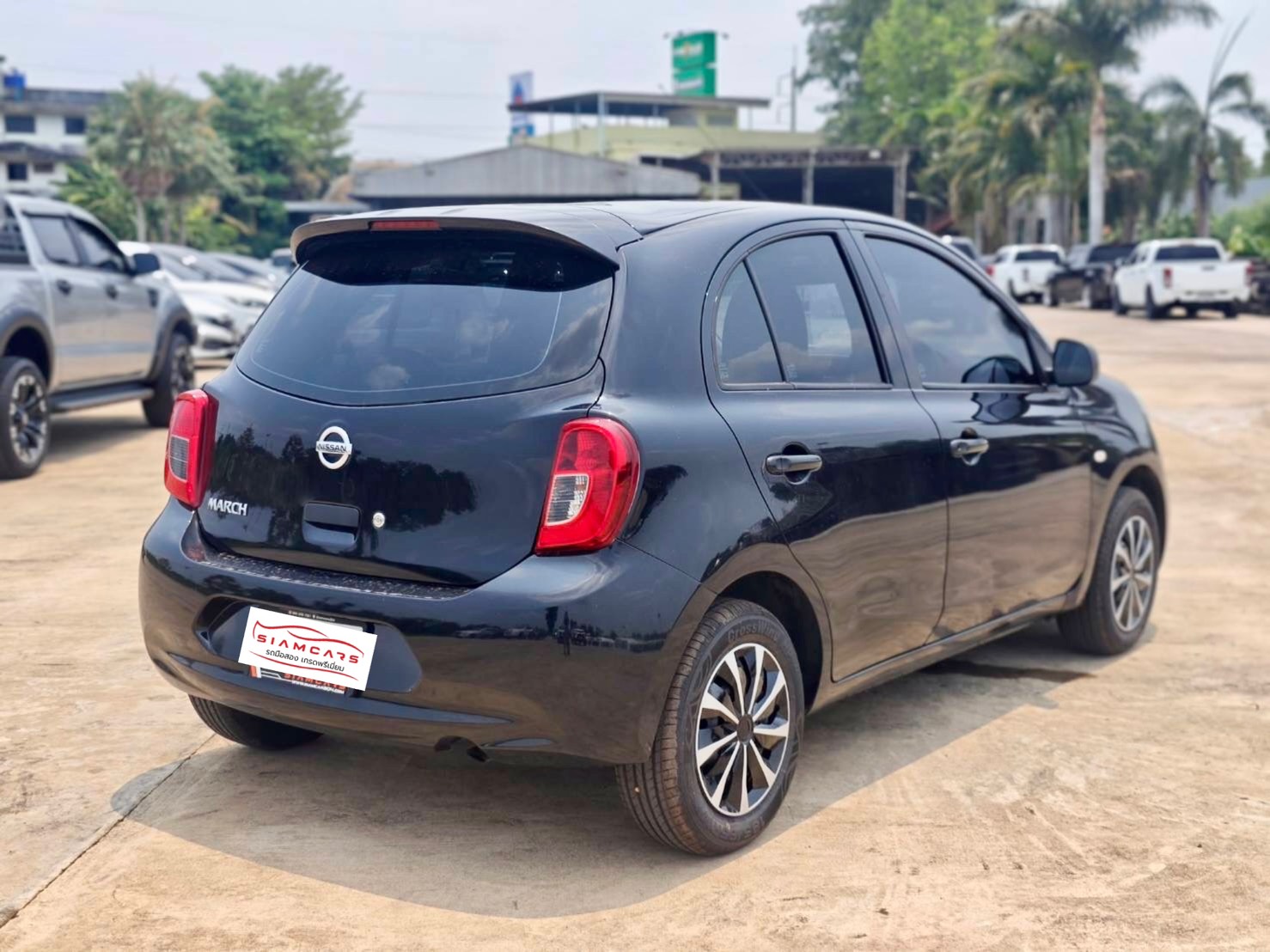 Nissan March 1.2 S Hatchback MT 2019