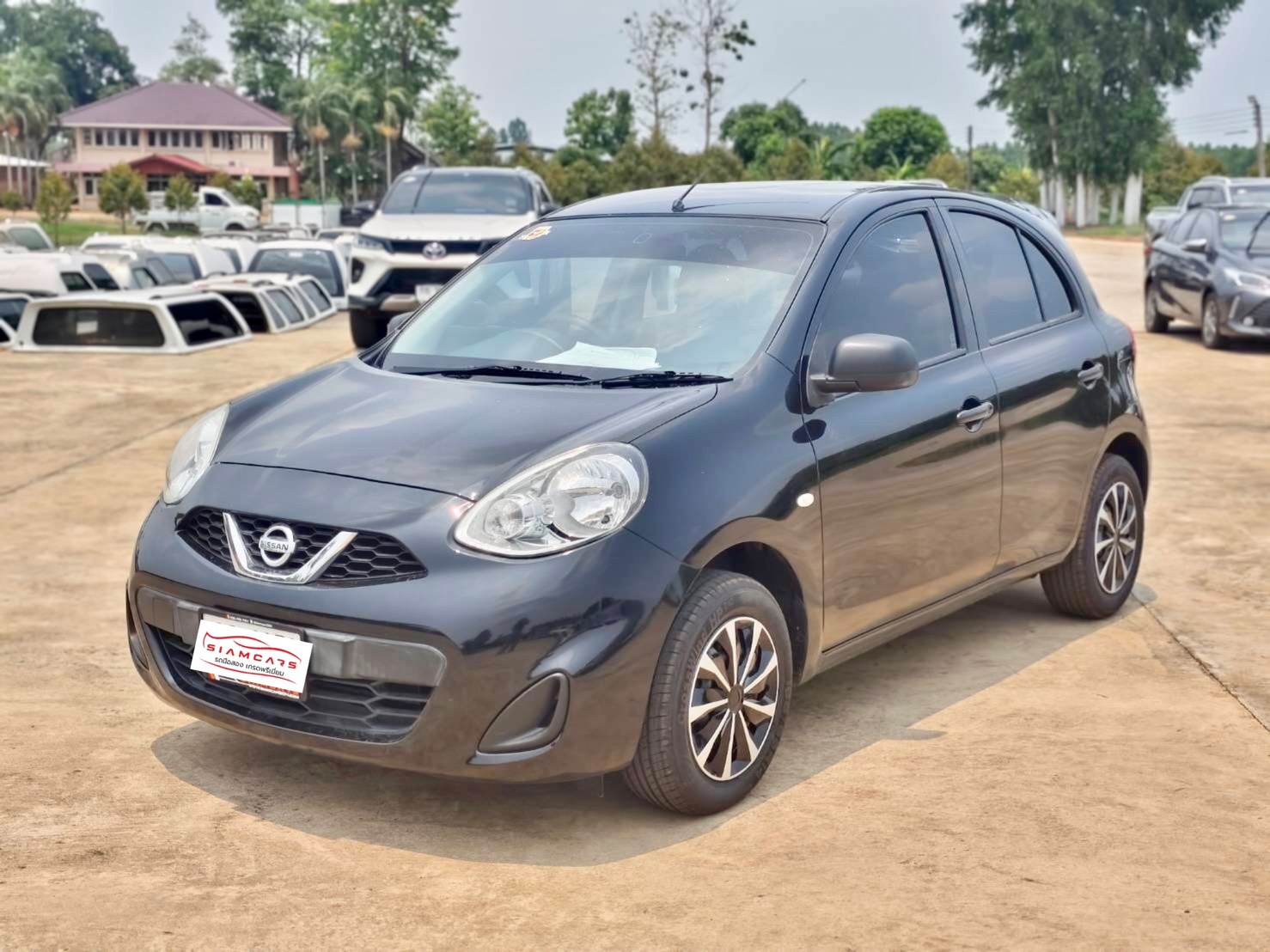 Nissan March 1.2 S Hatchback MT 2019