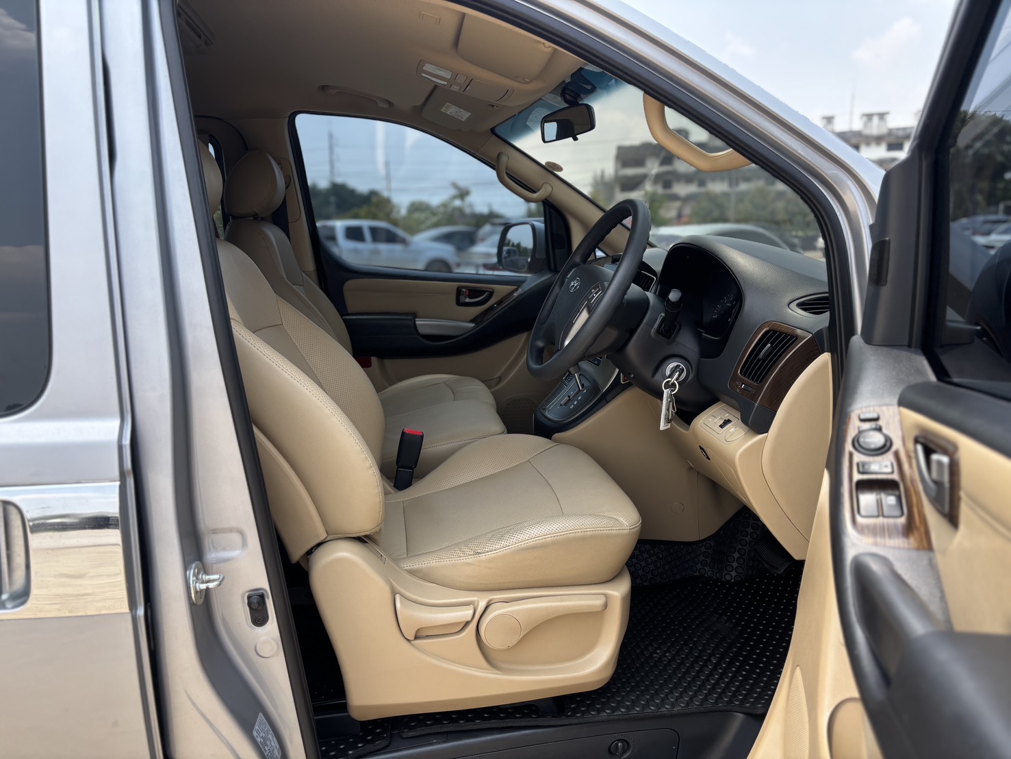 Hyundai H-1 2.5 Elite MPV AT 2018
