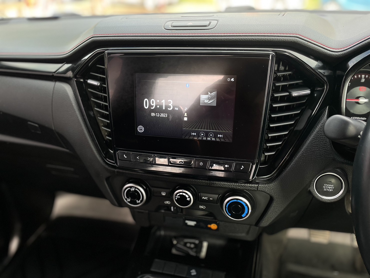 Isuzu D-Max All New Blue Power Spacecab Hi-Lander 1.9 Ddi Z X-series MT 2022