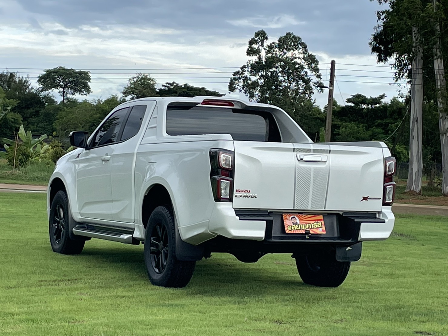 Isuzu D-Max All New Blue Power Spacecab Hi-Lander 1.9 Ddi Z X-series MT 2022