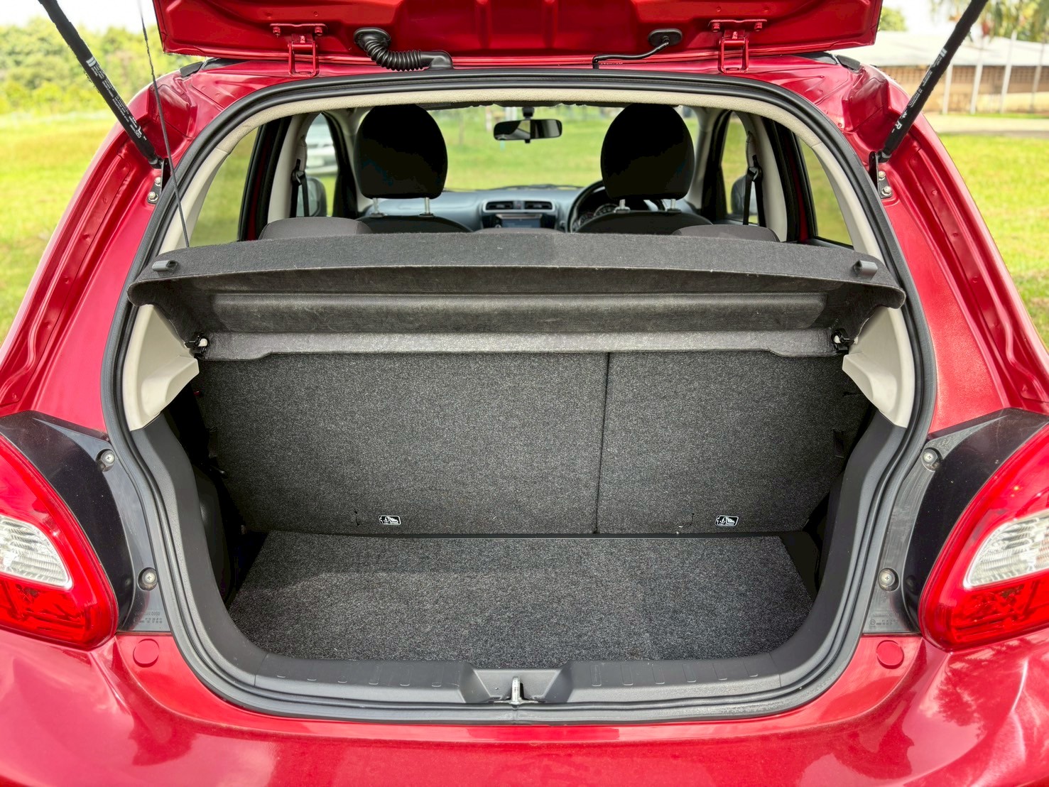 Mitsubishi Mirage 1.2 GLX Limited edition AT 2019