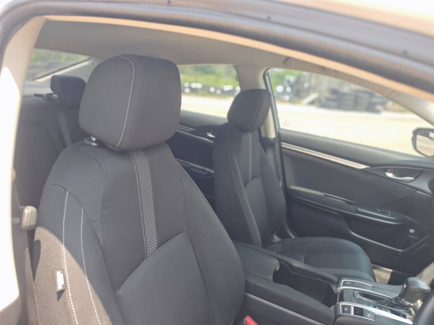 Honda Civic 1.8 E Sedan AT 2019