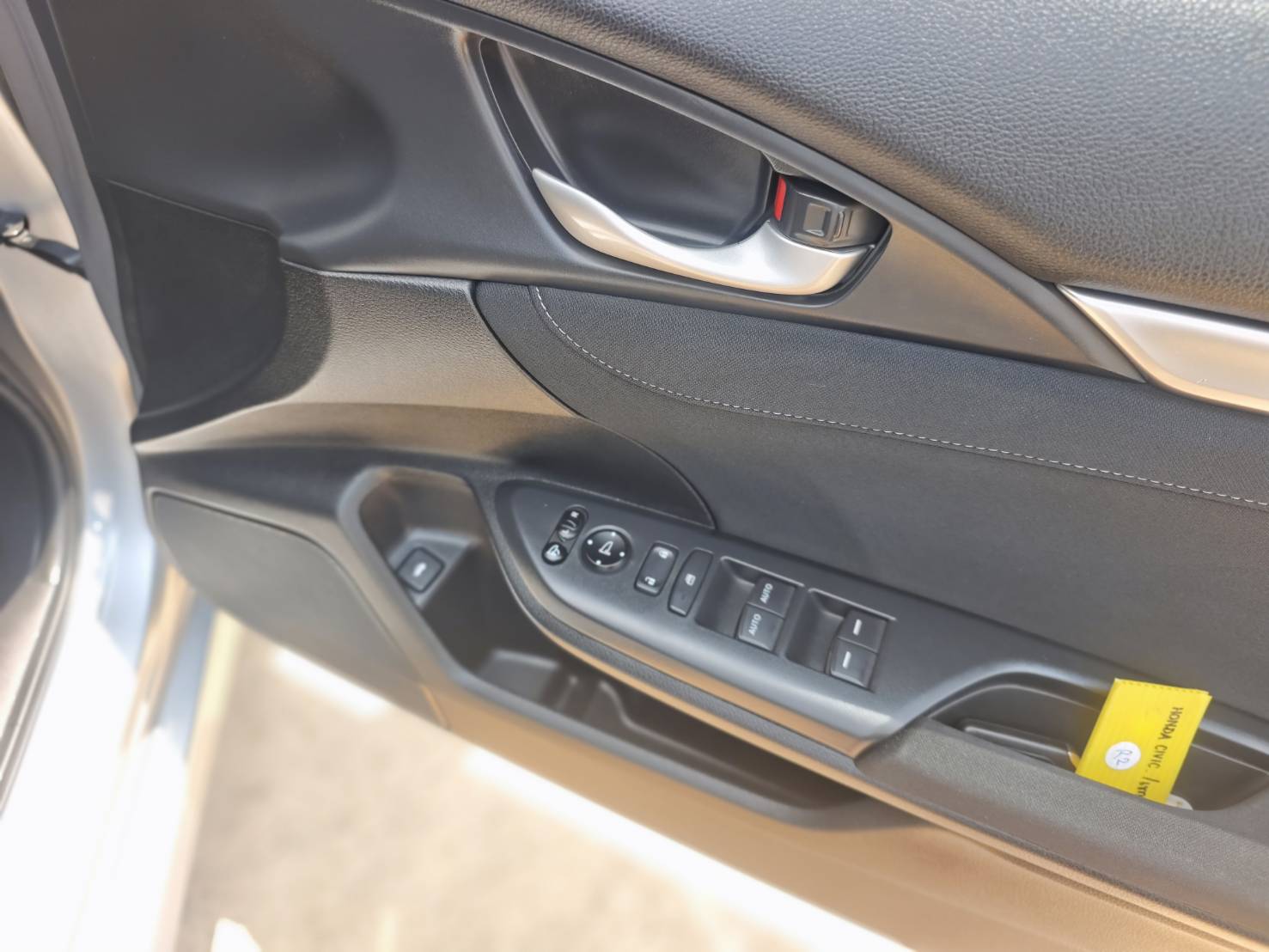 Honda Civic 1.8 E Sedan AT 2019