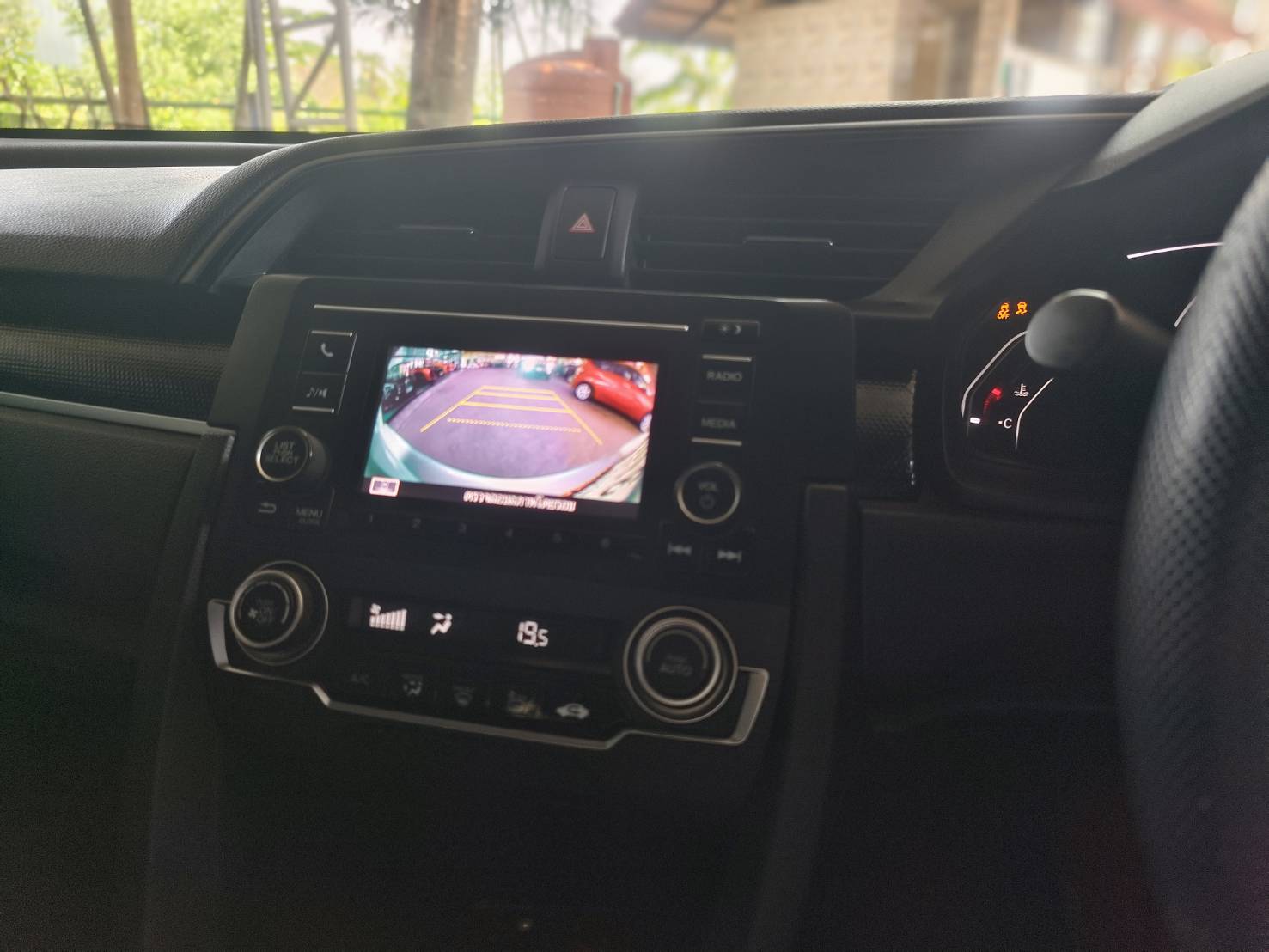 Honda Civic 1.8 E Sedan AT 2019