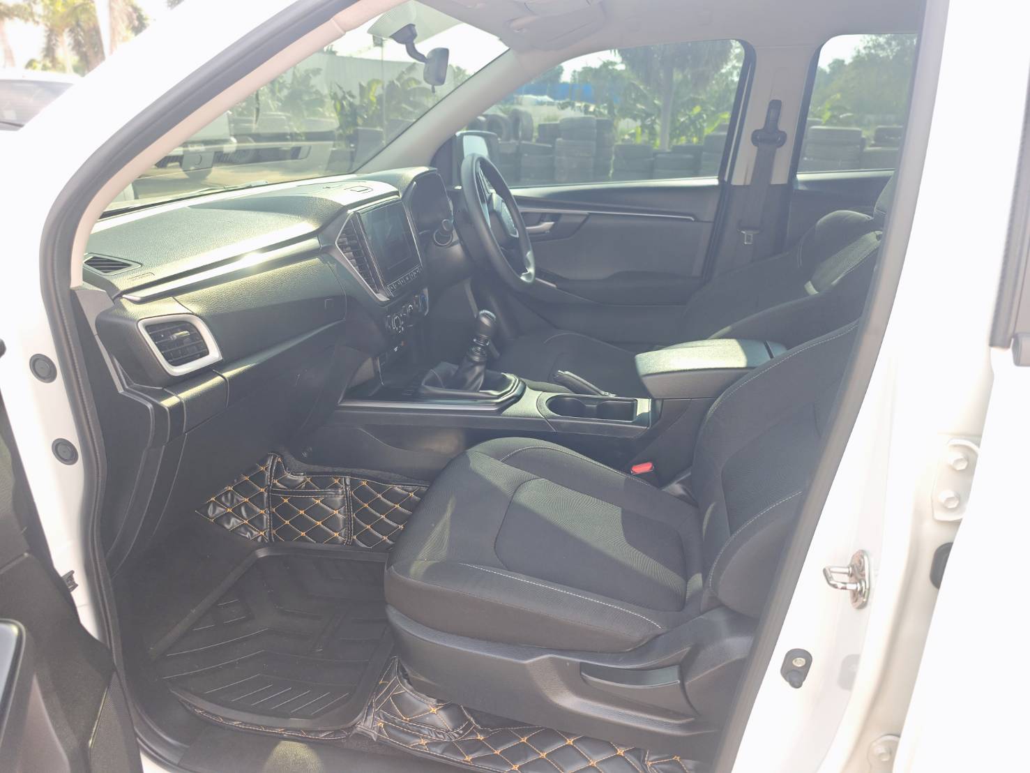Isuzu D-Max All New Blue Power Cab-4 1.9 Ddi L MT 2021
