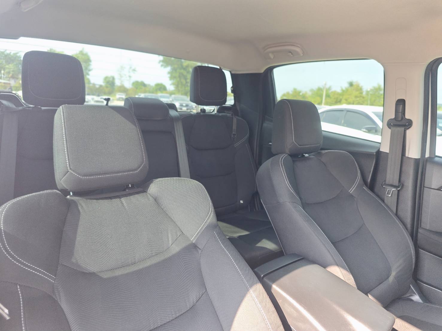 Isuzu D-Max All New Blue Power Cab-4 1.9 Ddi L MT 2021
