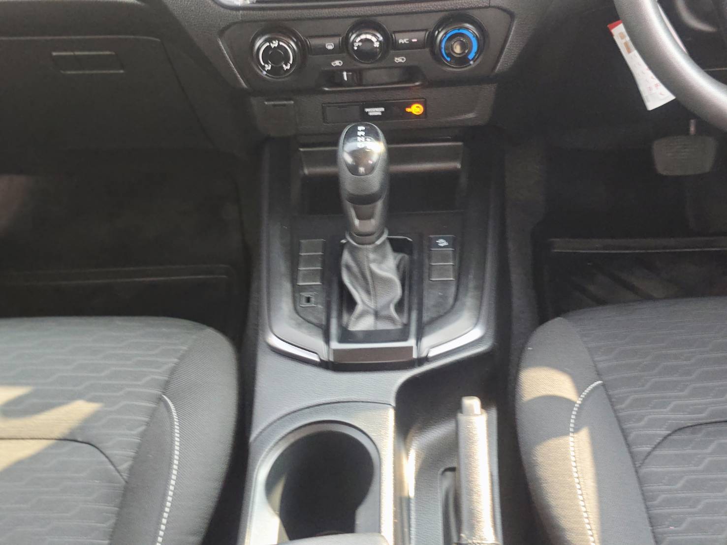 Isuzu D-Max All New Blue Power Cab-4 1.9 Ddi L DA AT 2022