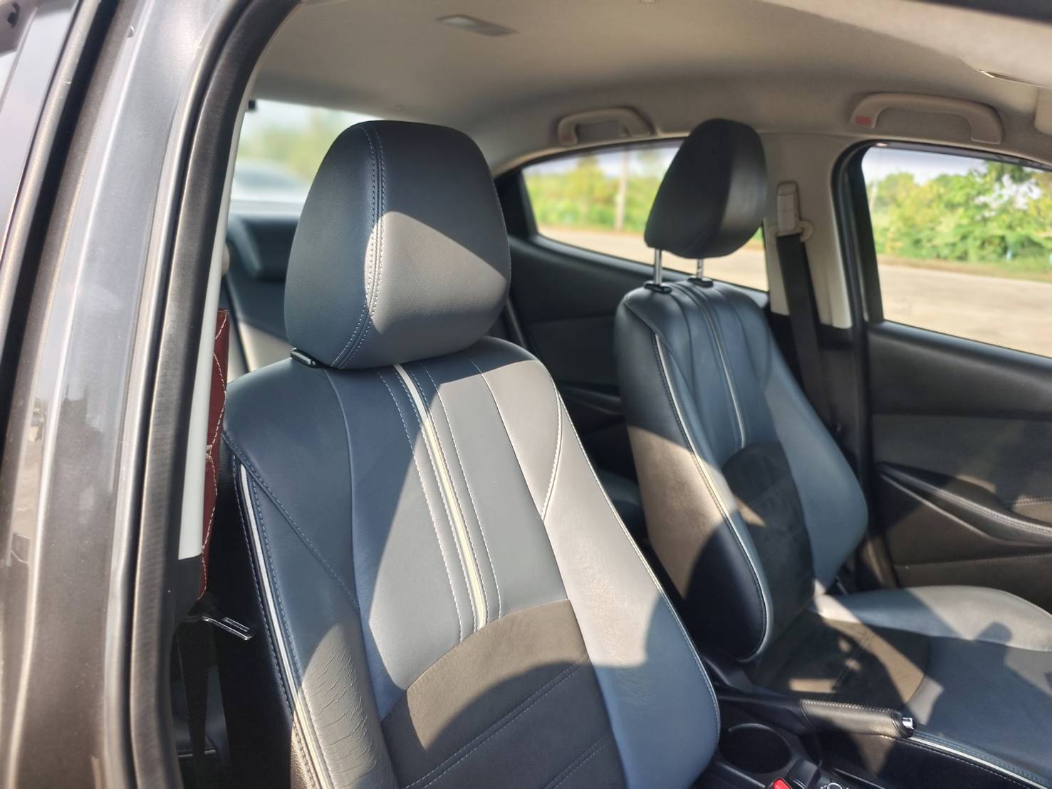 MAZDA 2 1.3 Skyactiv-G S Leather Sports Sedan AT 2020