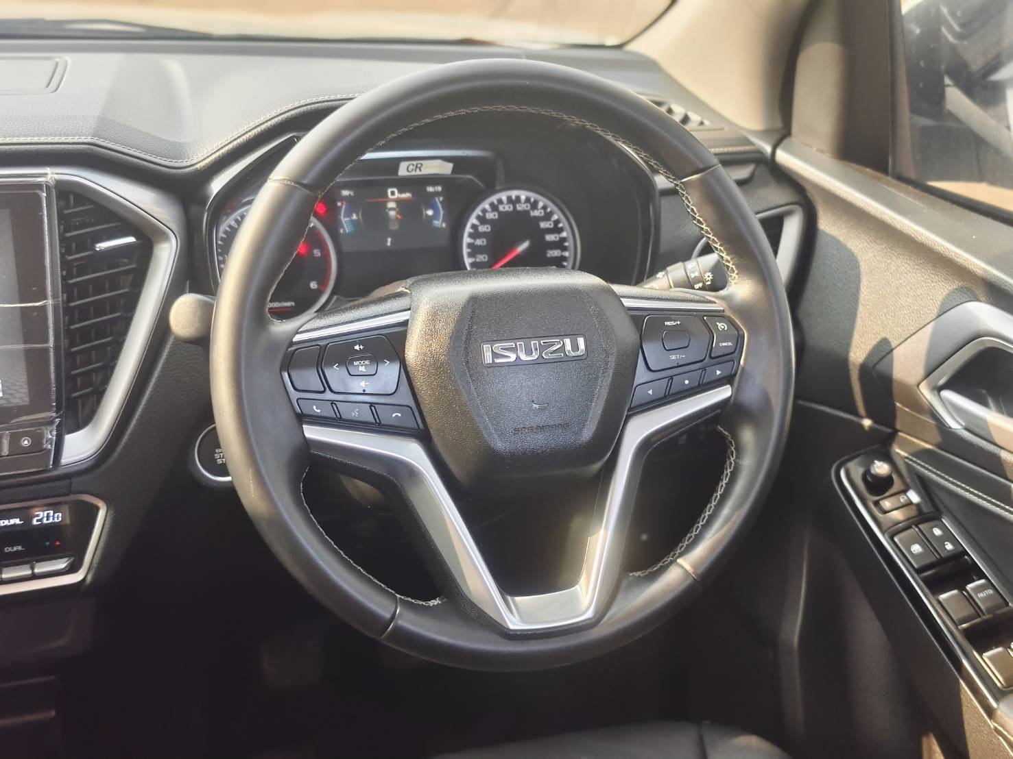 Isuzu D-Max All New Blue Power Cab-4 Hi-Lander 1.9 Ddi ZP MT 2021