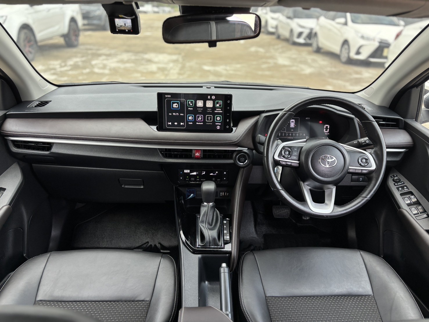Toyota Yaris ATIV 1.2 Sport Sedan AT 2023