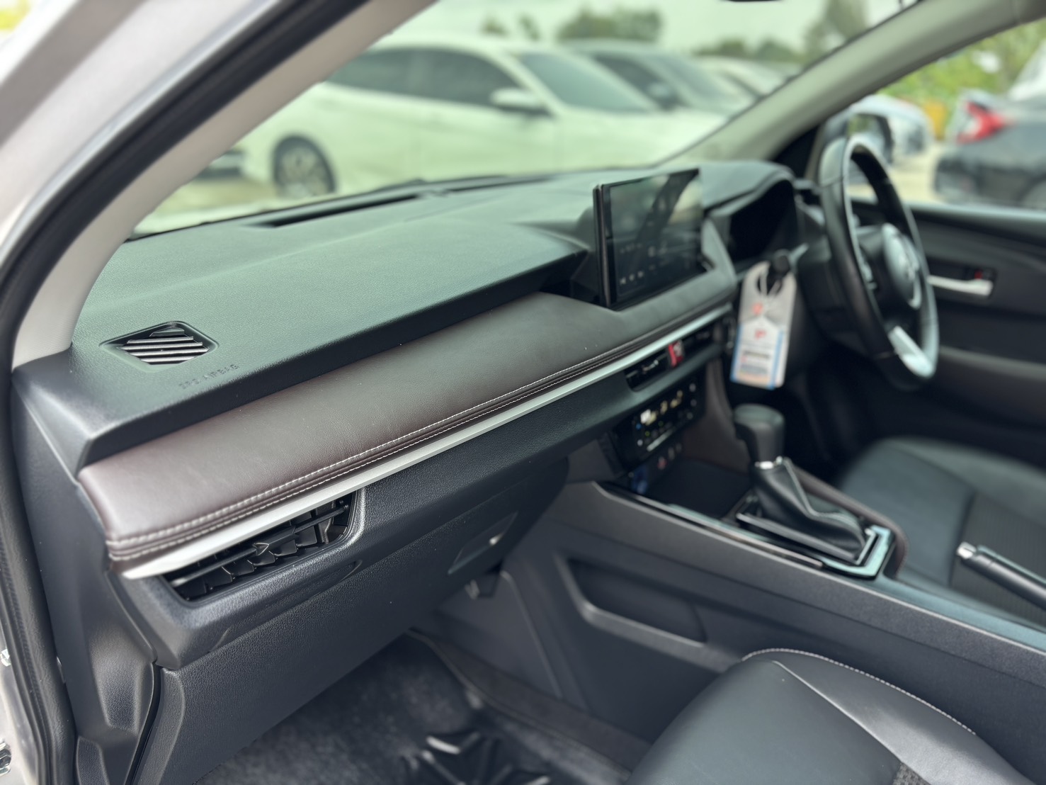 Toyota Yaris ATIV 1.2 Sport Sedan AT 2023