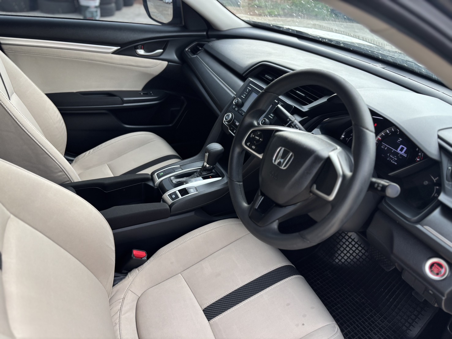 Honda Civic 1.8 E Sedan AT ปี 2017