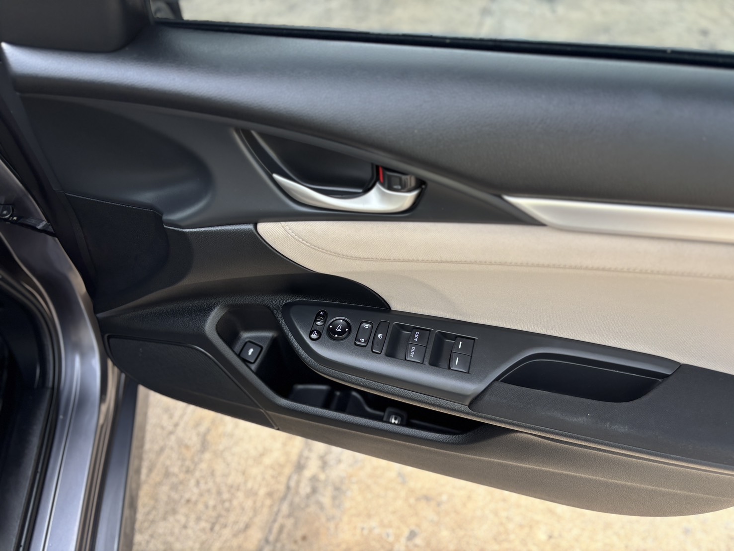 Honda Civic 1.8 E Sedan AT ปี 2017