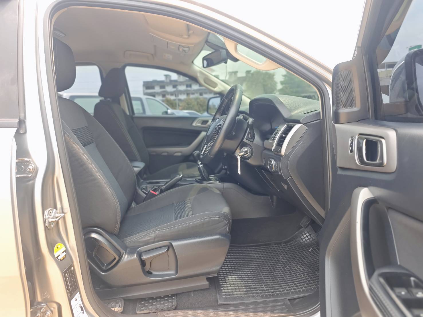 Ford Ranger All-New Double Cab 2.2 Hi-Rider XLT MT 2018