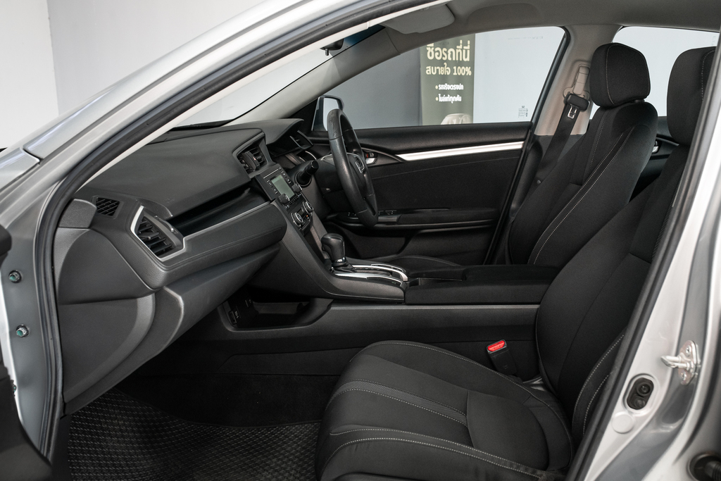 Honda Civic 1.8 E Sedan AT 2019