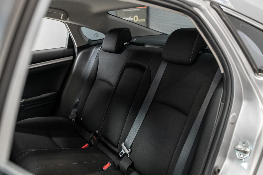 Honda Civic 1.8 E Sedan AT 2019