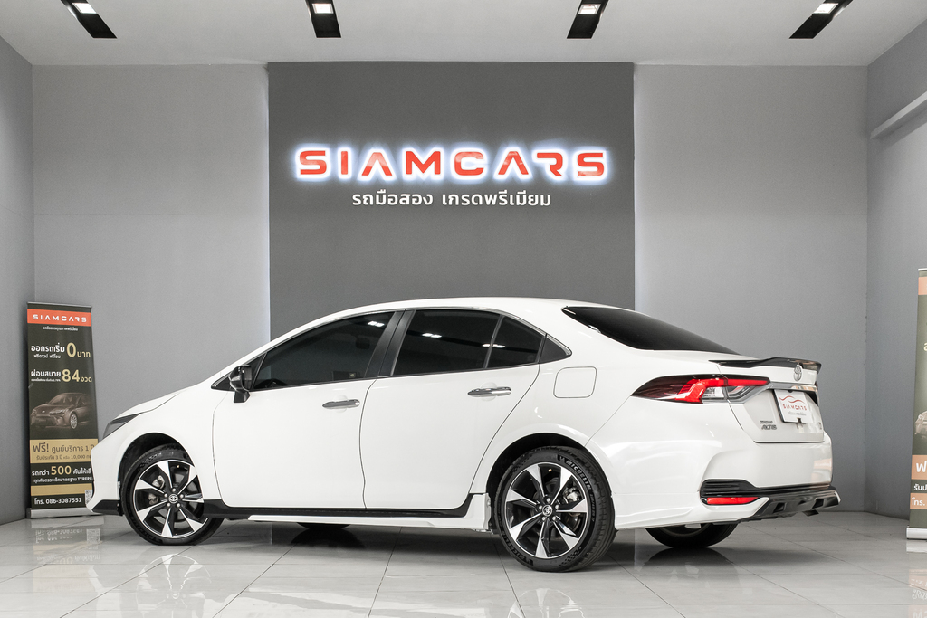 Toyota Corolla Altis 1.8 GR Sport AT ปี 2020