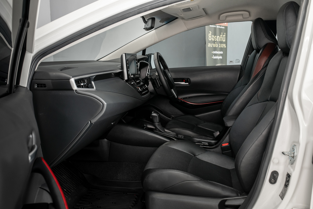 Toyota Corolla Altis 1.8 GR Sport AT ปี 2020