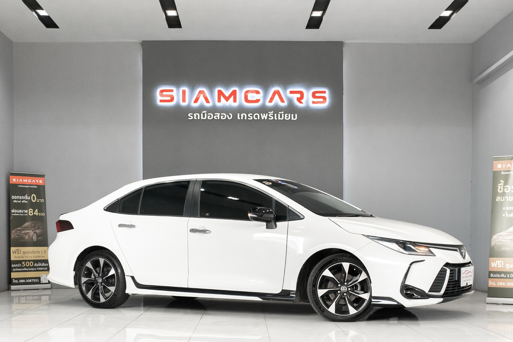 Toyota Corolla Altis 1.8 GR Sport AT ปี 2020