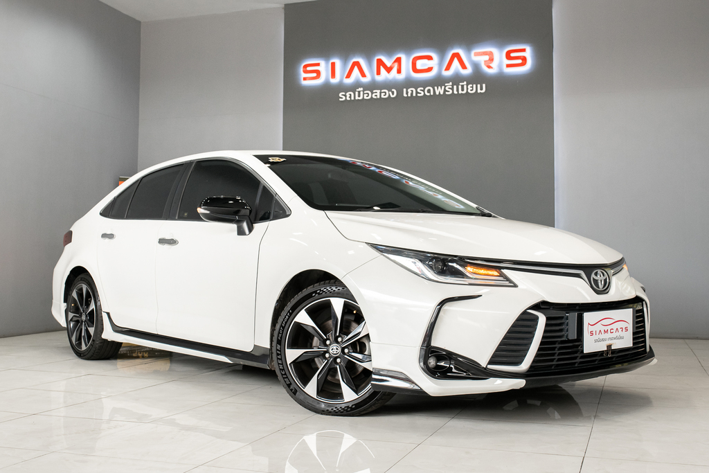 Toyota Corolla Altis 1.8 GR Sport AT ปี 2020