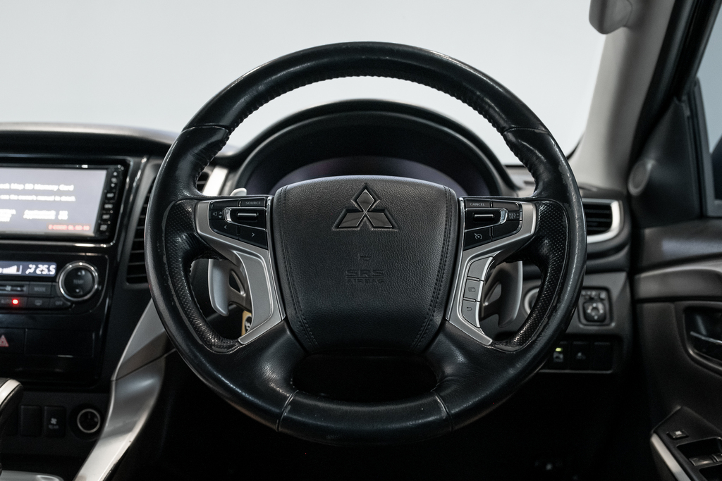Mitsubishi Pajero Sport 2.4 GT SUV AT 2016