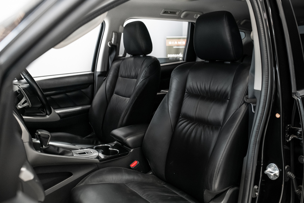 Mitsubishi Pajero Sport 2.4 GT SUV AT 2016