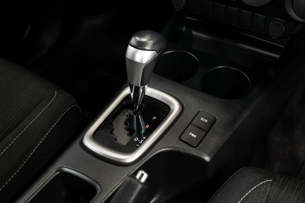 Toyota Hilux Revo Double Cab 2.4 Mid Z Edition AT 2023