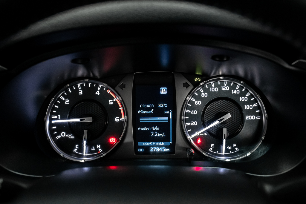 Toyota Hilux Revo Double Cab 2.4 Mid Z Edition AT 2023