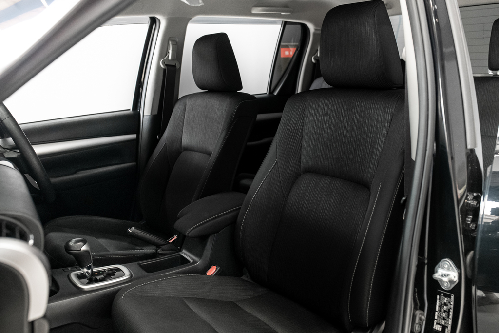 Toyota Hilux Revo Double Cab 2.4 Mid Z Edition AT 2023