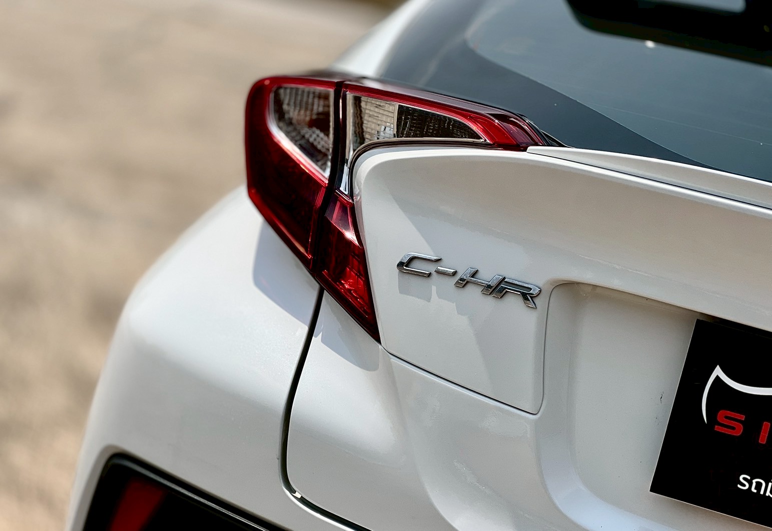 Toyota C-HR 1.8 MID SUV A/T ปี 2018