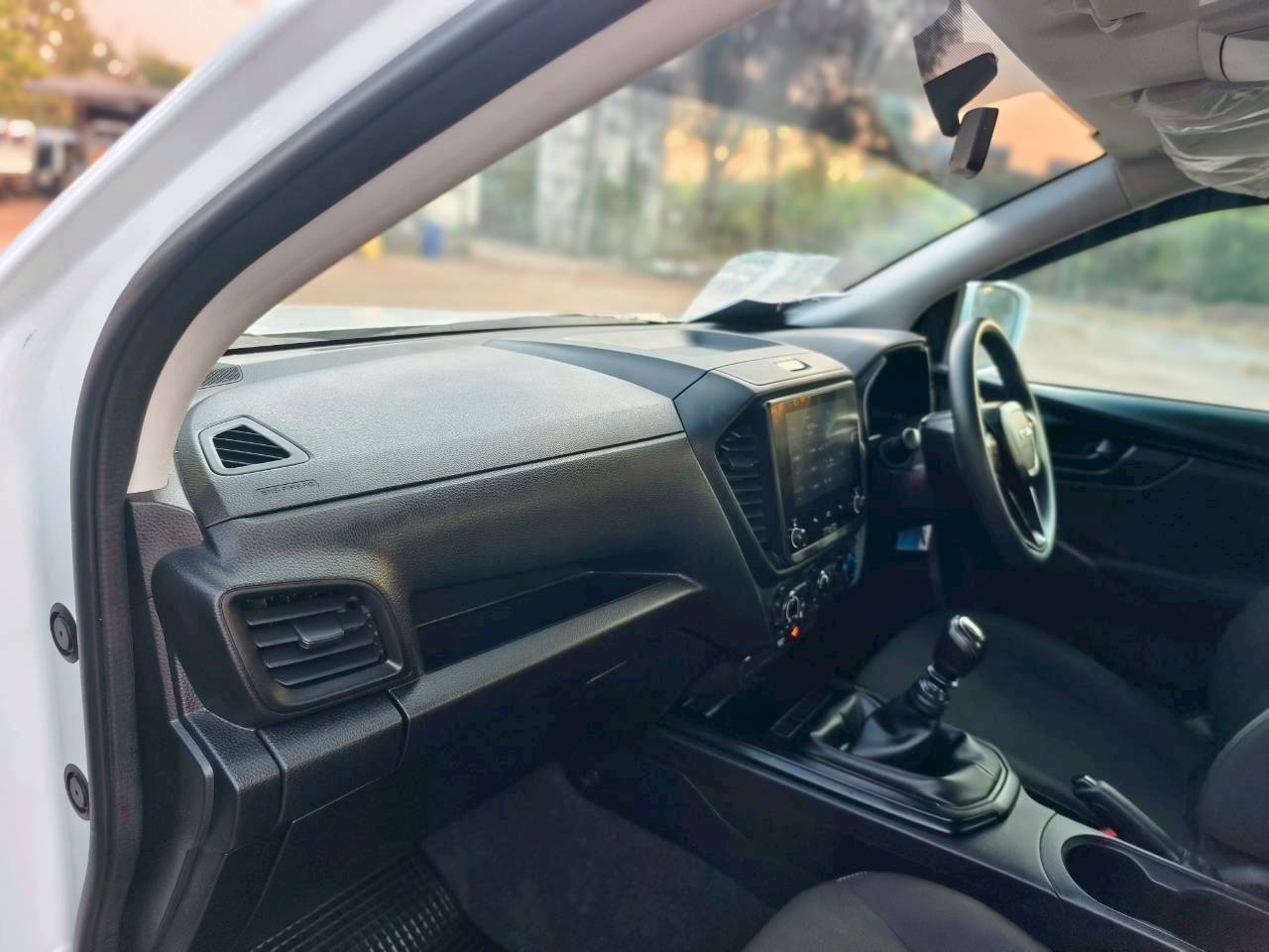 Isuzu D-Max All New Blue Power Spacecab 1.9 Ddi S MT 2024