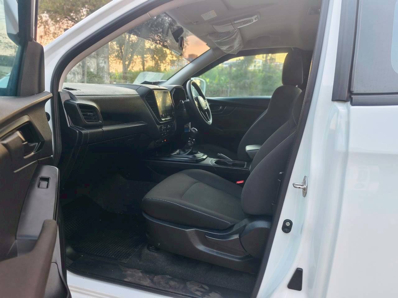 Isuzu D-Max All New Blue Power Spacecab 1.9 Ddi S MT 2024