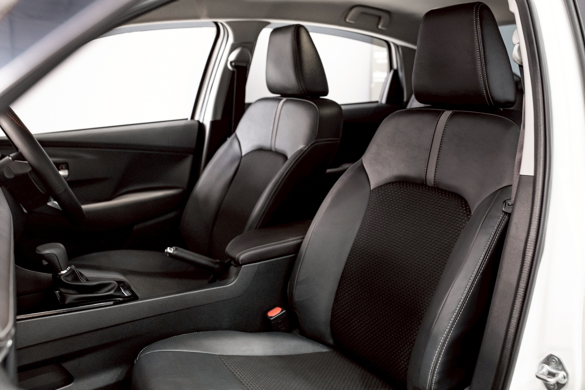 Toyota Yaris ATIV 1.2 Sport Sedan AT 2023