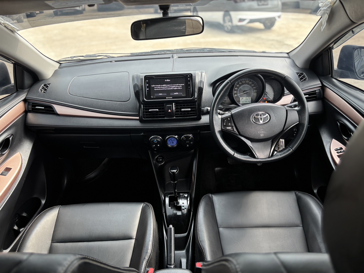 Toyota Vios 1.5 Mid Sedan AT ปี 2020
