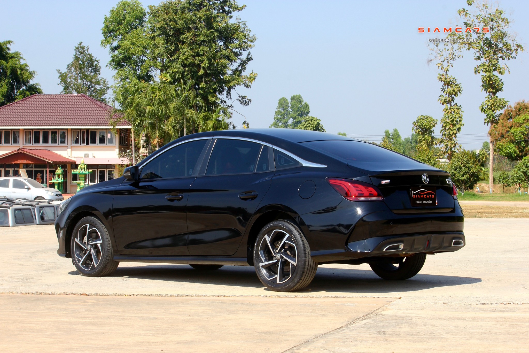 MG5 MG5 1.5 X Sunroof Sedan AT 2021