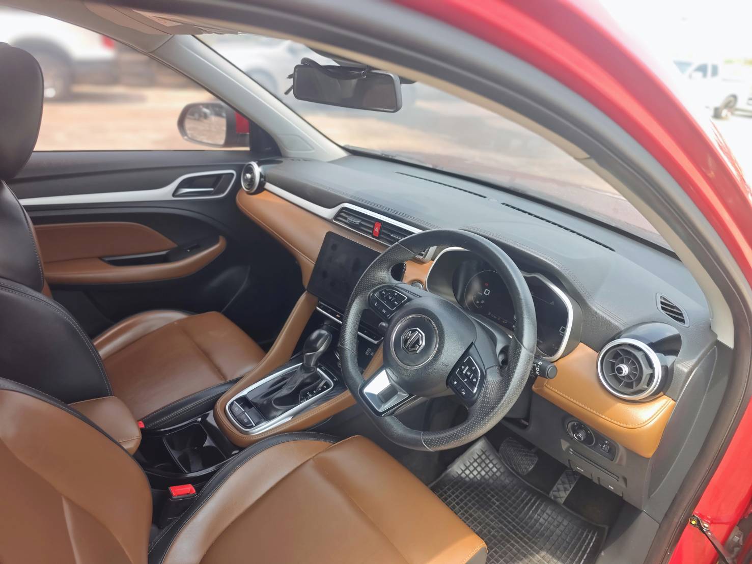 MG ZS 1.5 D PIUS SUV AT 2020