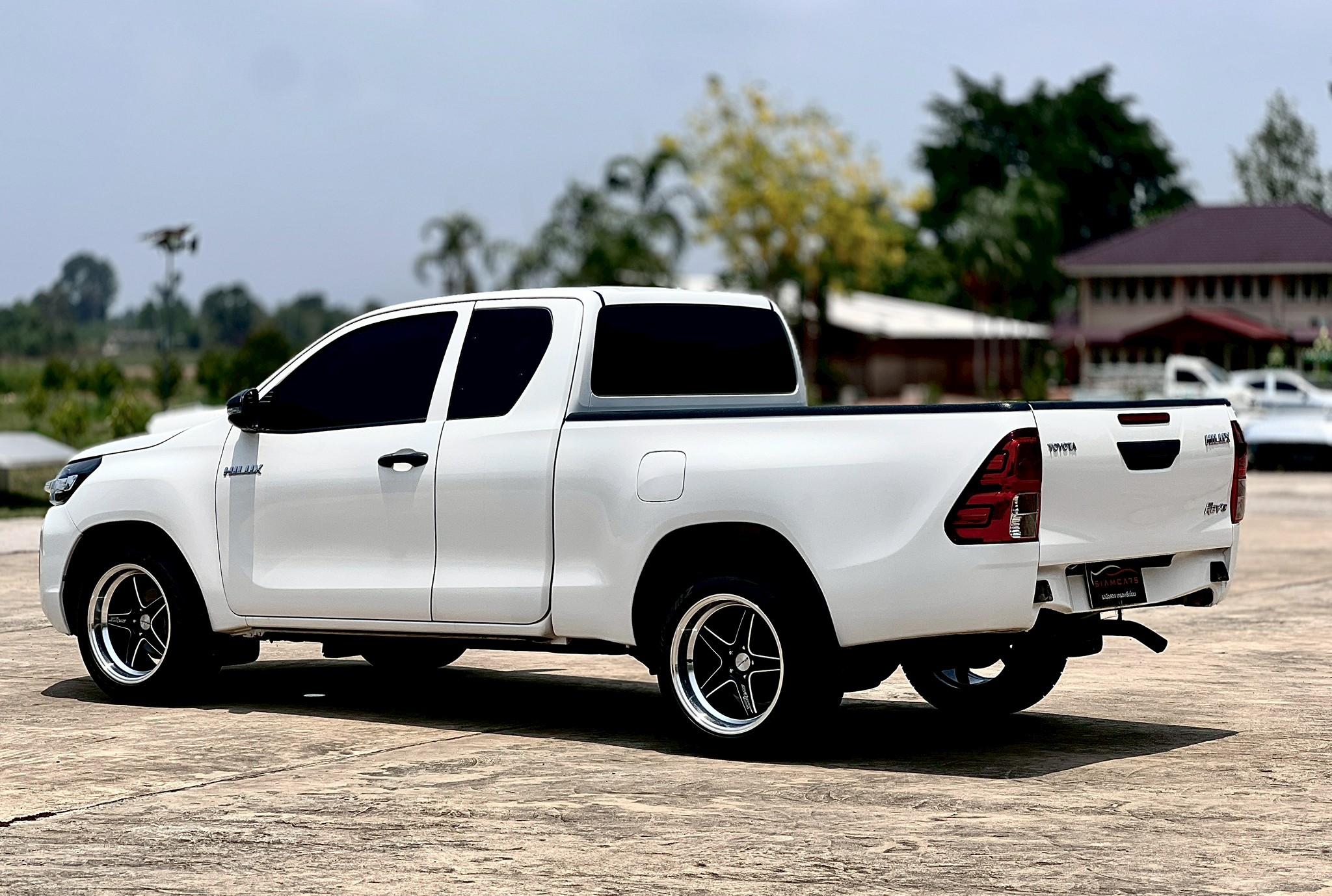 Toyota Hilux Revo Smart Cab 2.4 ENTRY Z Edition AT 2023