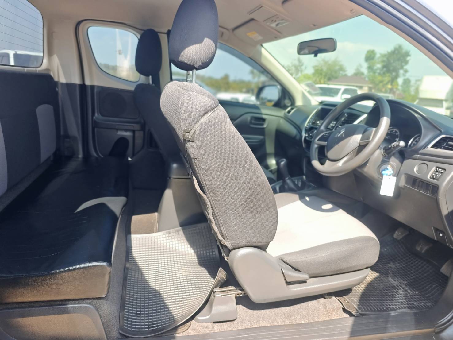 Mitsubishi Triton All New Mega Cab 2.5 GL MT 2019