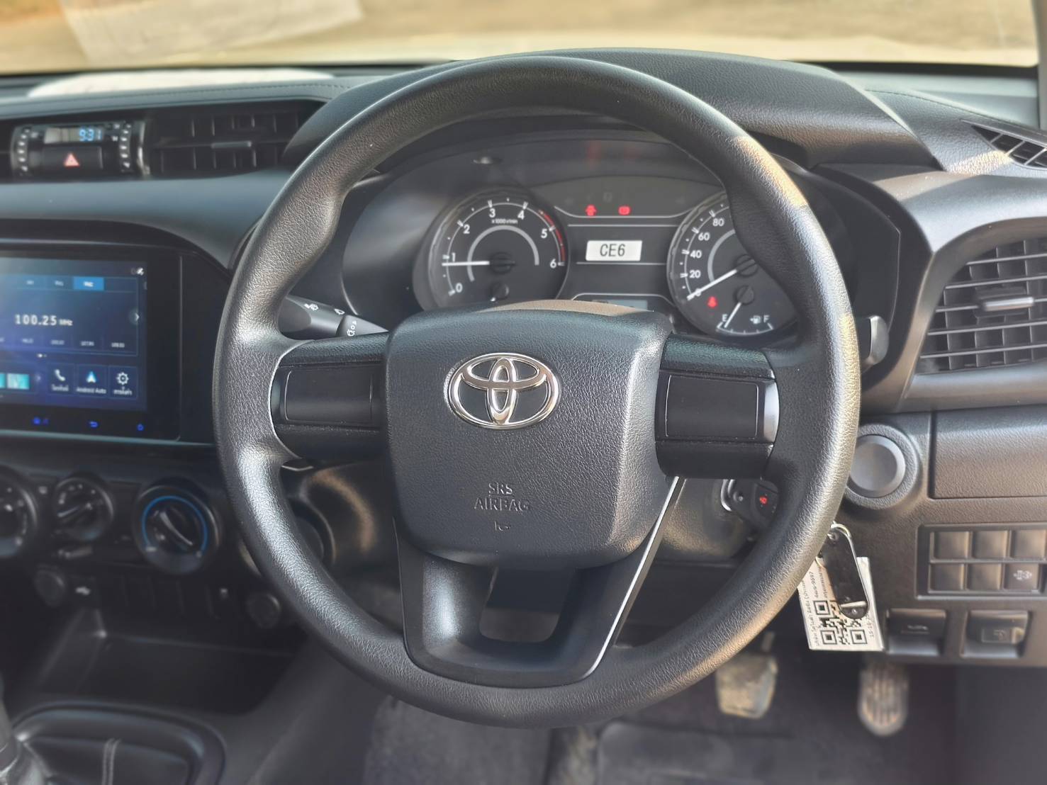 Toyota Hilux Revo Smart Cab 2.4 ENTRY Z Edition MT 2024