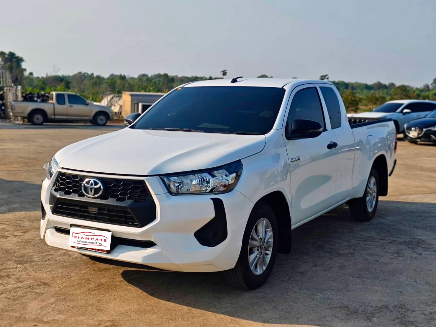 Toyota Hilux Revo Smart Cab 2.4 ENTRY Z Edition MT 2024