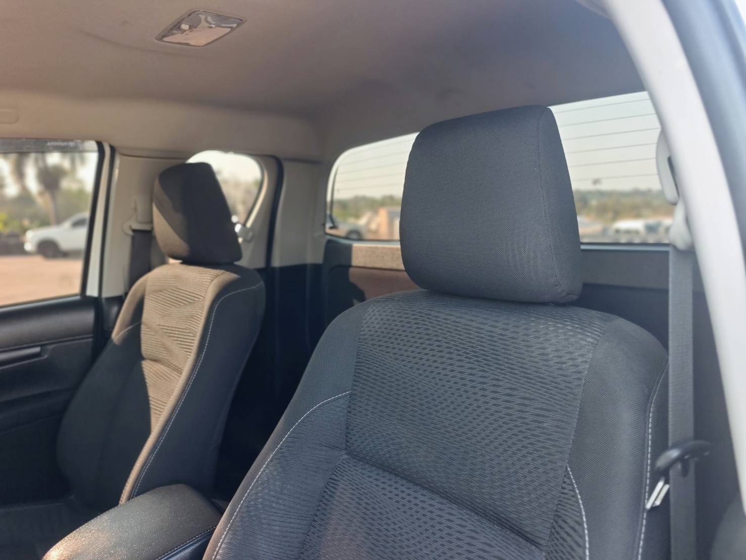 Toyota Hilux Revo Smart Cab 2.4 ENTRY Z Edition MT 2024