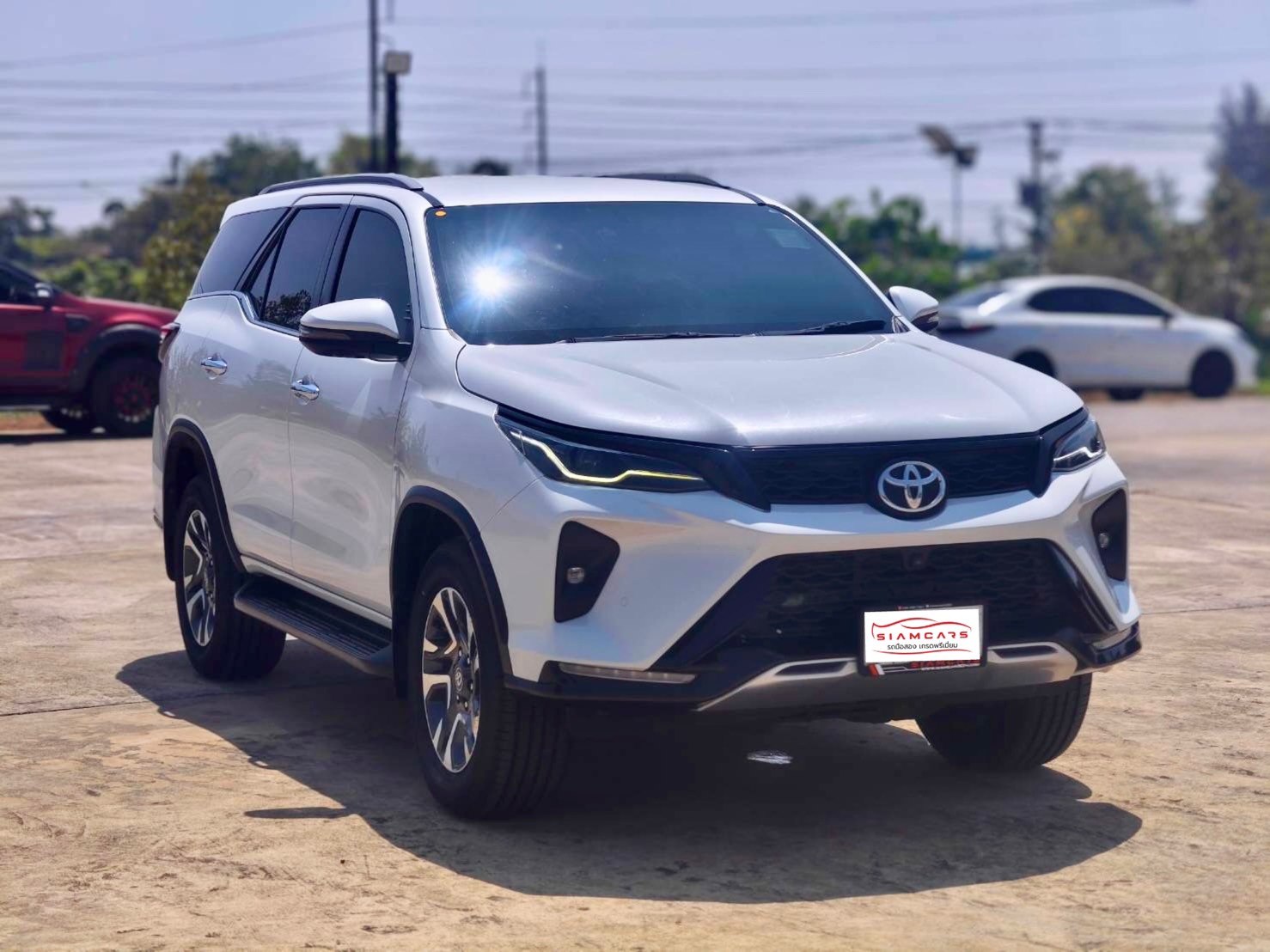 Toyota Fortuner 2.4 Leader V SUV AT 2022