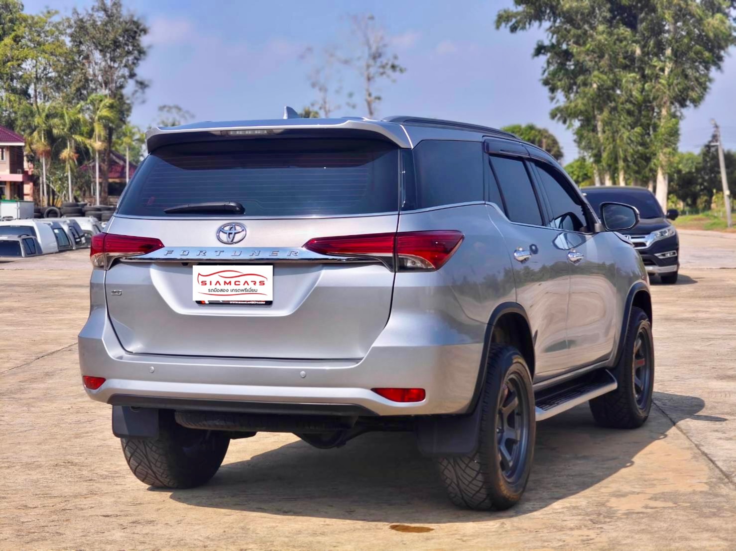 Toyota Fortuner 2.8 V SUV AT 2019
