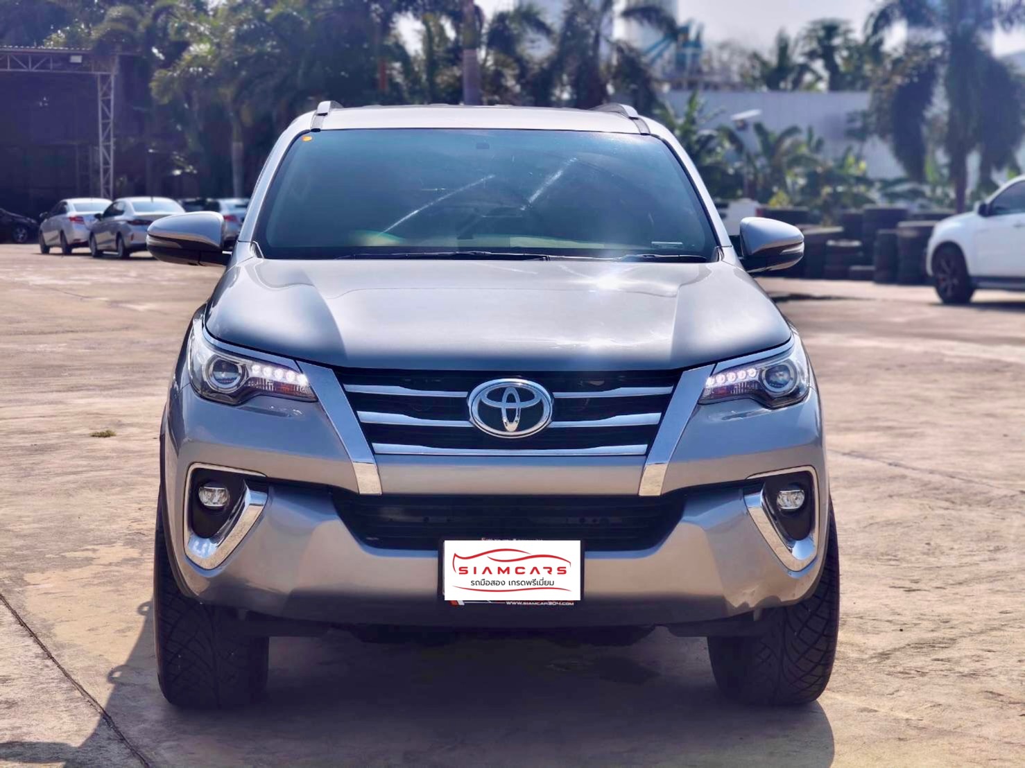 Toyota Fortuner 2.8 V SUV AT 2019