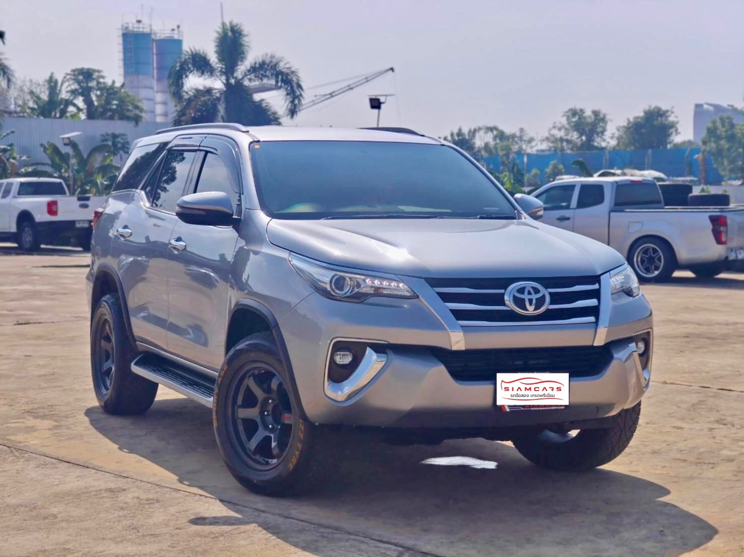 Toyota Fortuner 2.8 V SUV AT 2019
