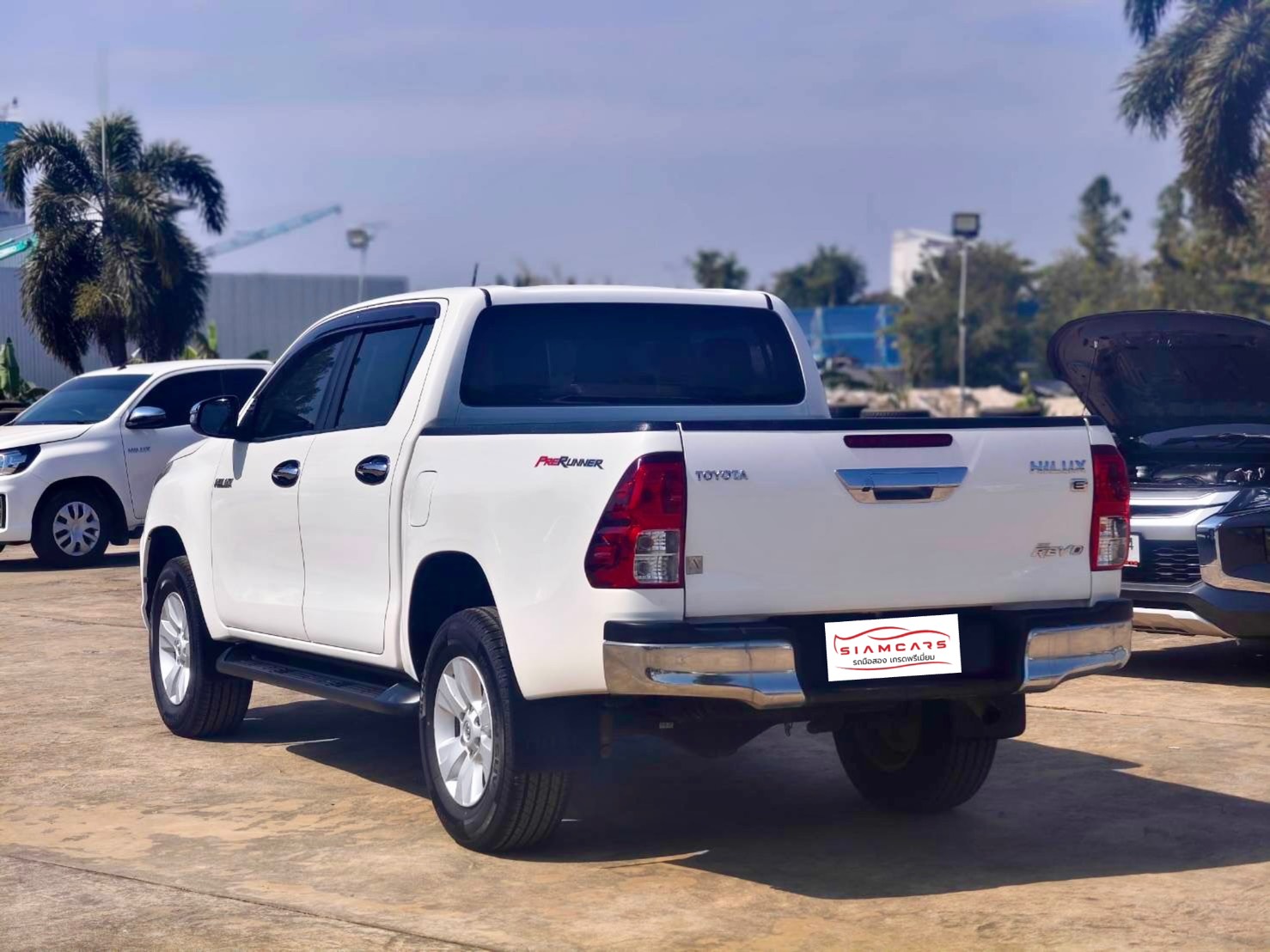 Toyota Hilux Revo Double Cab 2.4 E Prerunner MT 2020