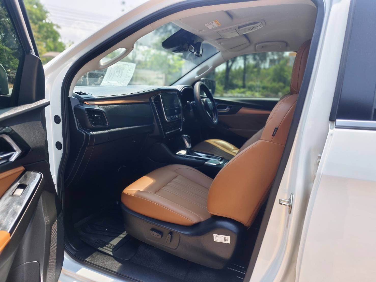 ISUZU MU-X 1.9 Ultimate SUV AT ปี 2021