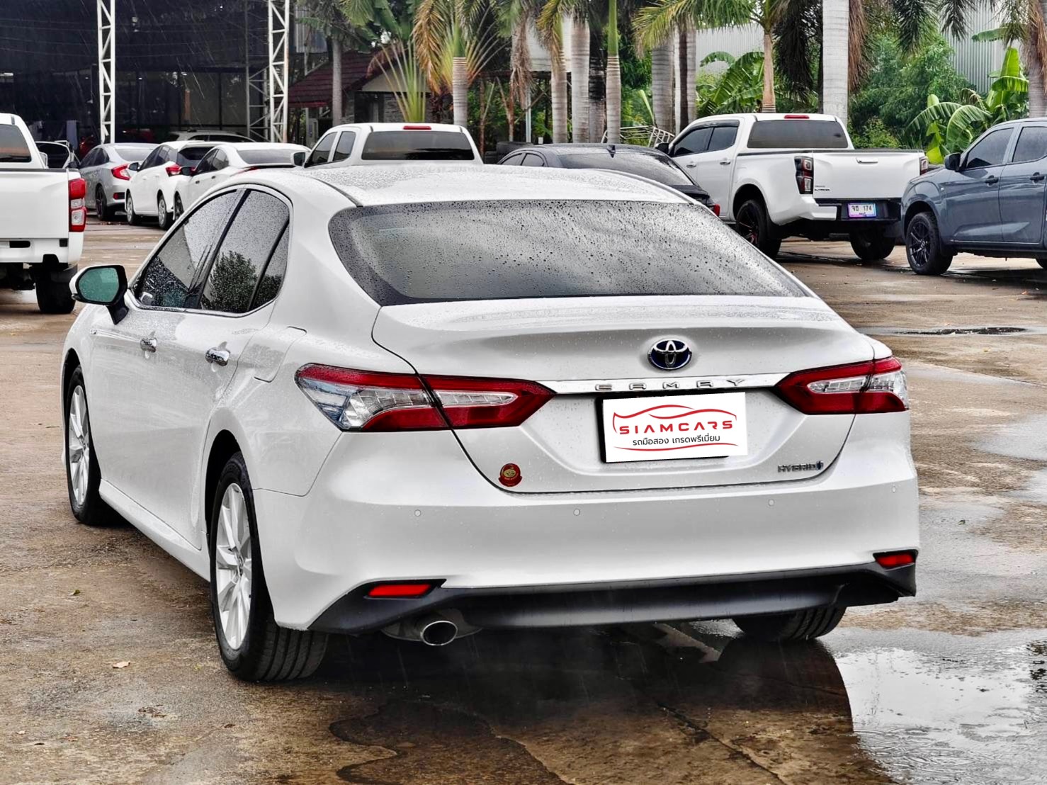 Toyota Camry 2.5 Hybrid Premium Sedan AT 2021