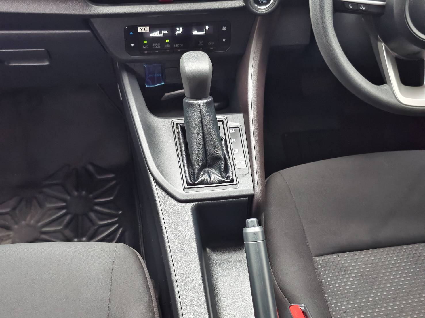 Toyota Yaris ATIV 1.2 Sport Sedan AT 2024